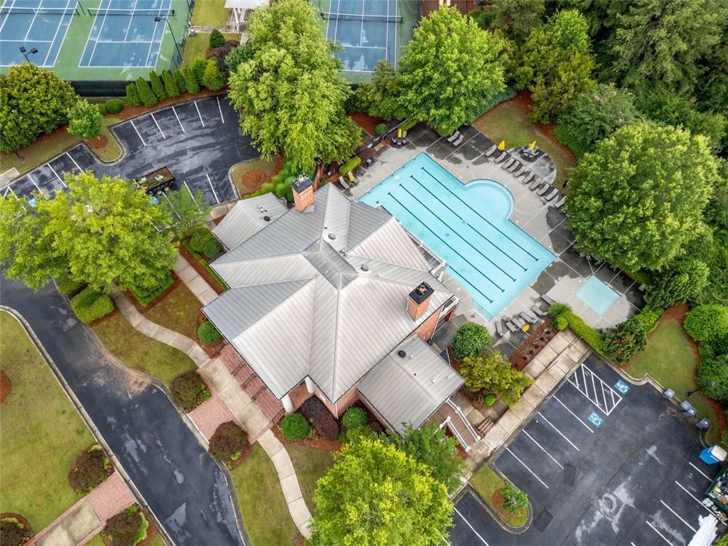 1235 RENAISSANCE Court SE