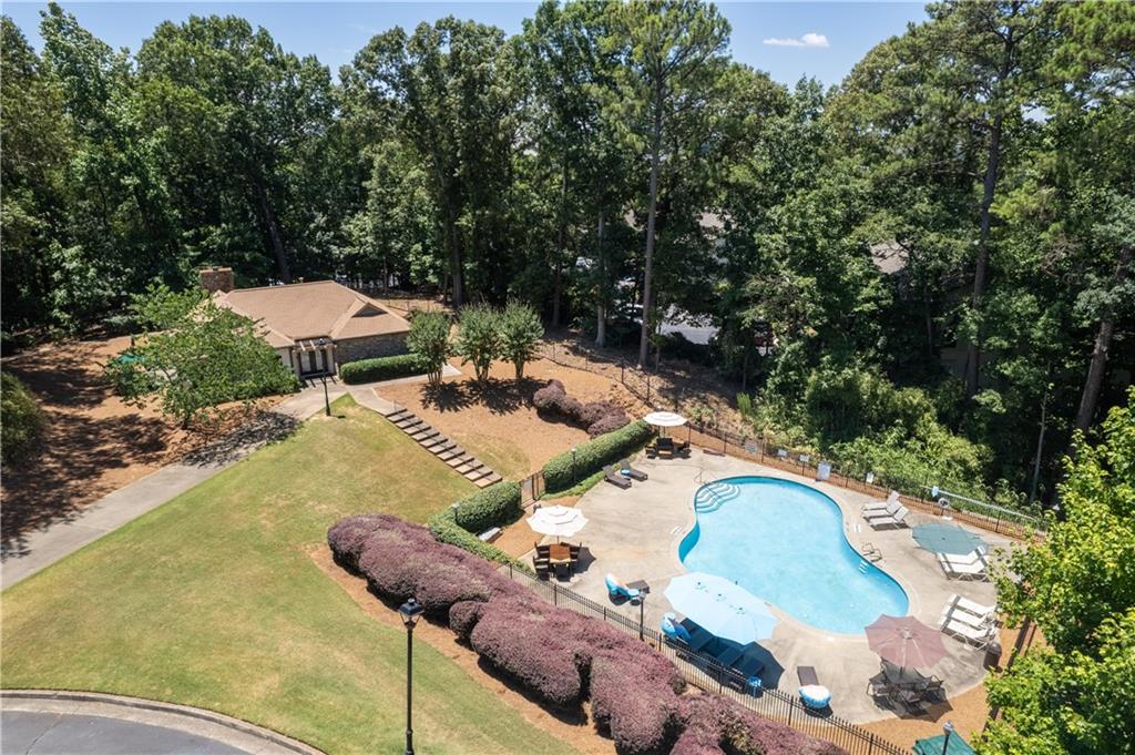 1120 Highland Bluff Drive SE