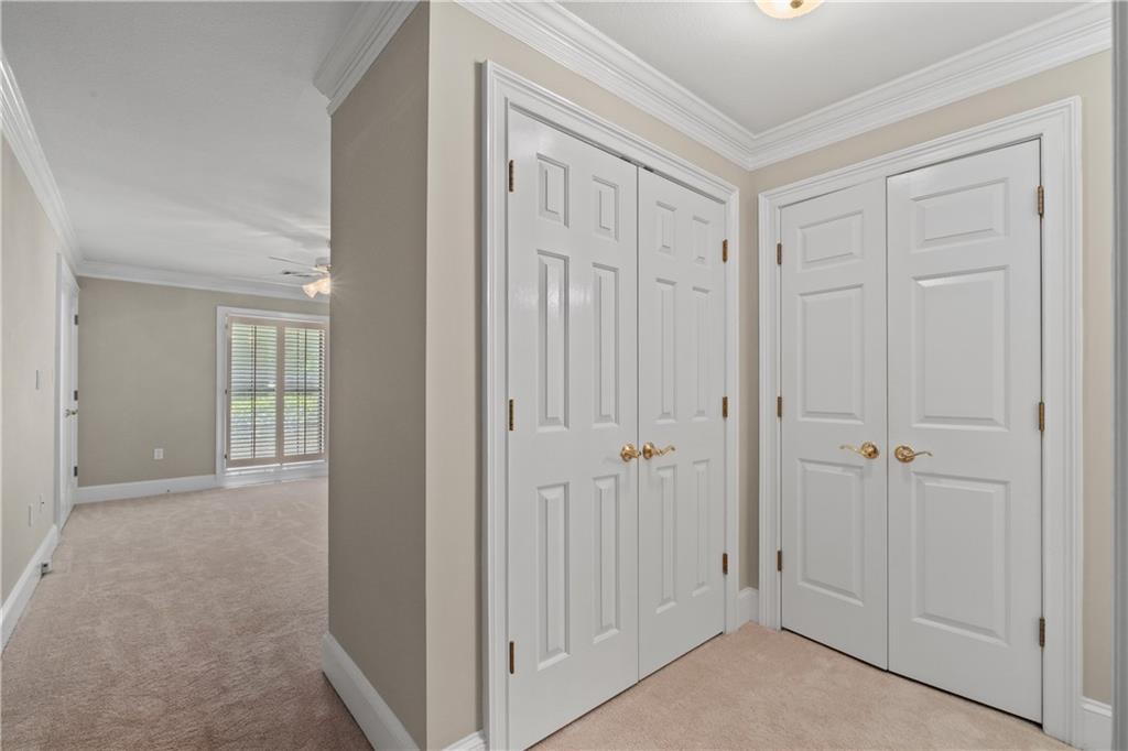 1120 Highland Bluff Drive SE