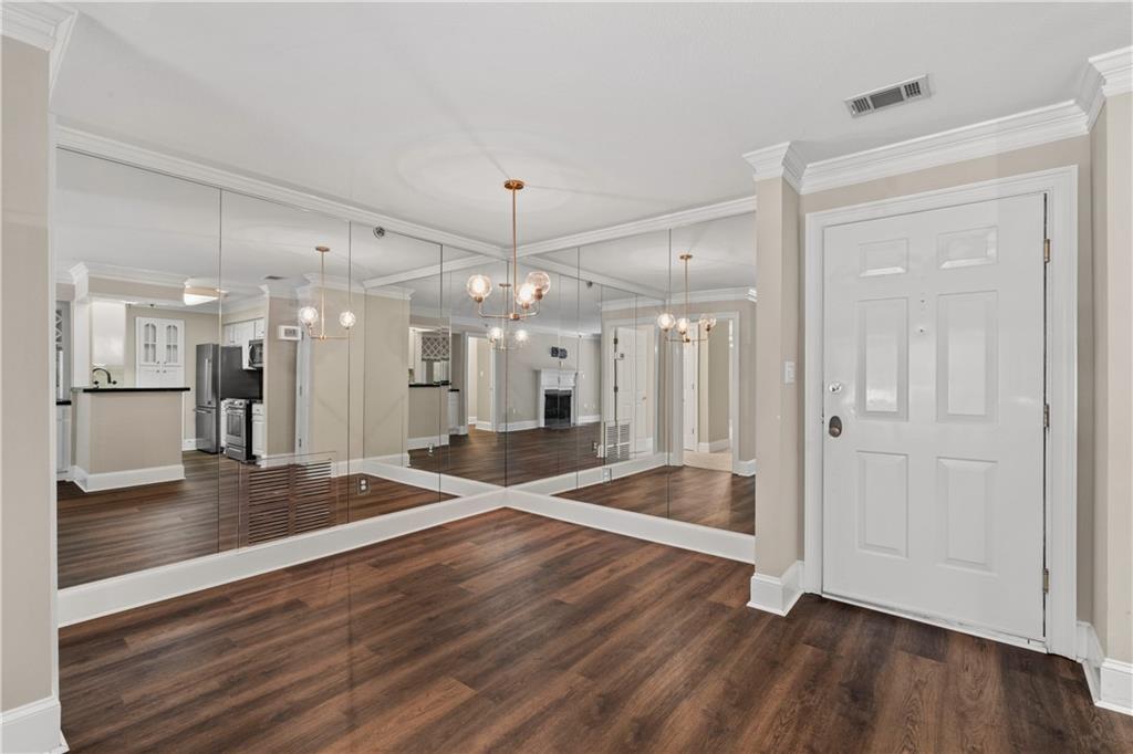 1120 Highland Bluff Drive SE