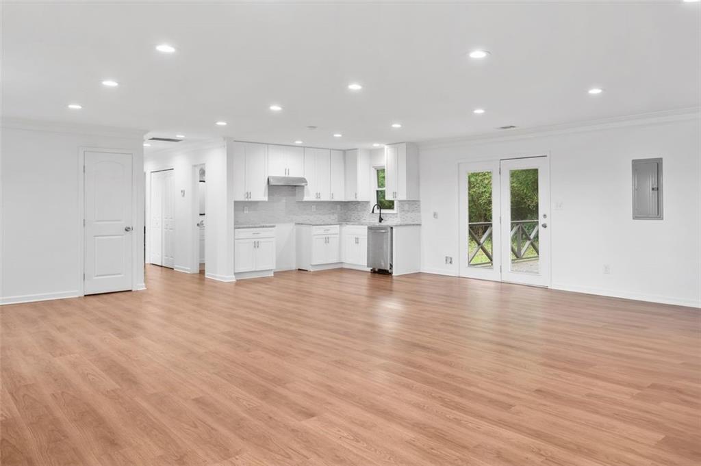 8535 HIRAM ACWORTH Highway