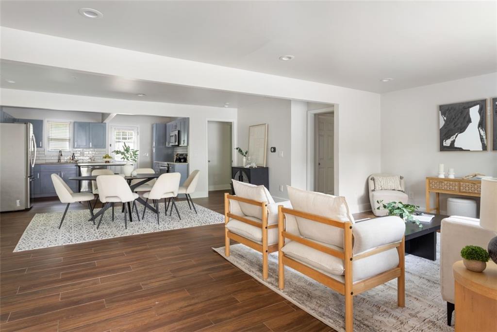 1258 CAMPBELLTON Road SW