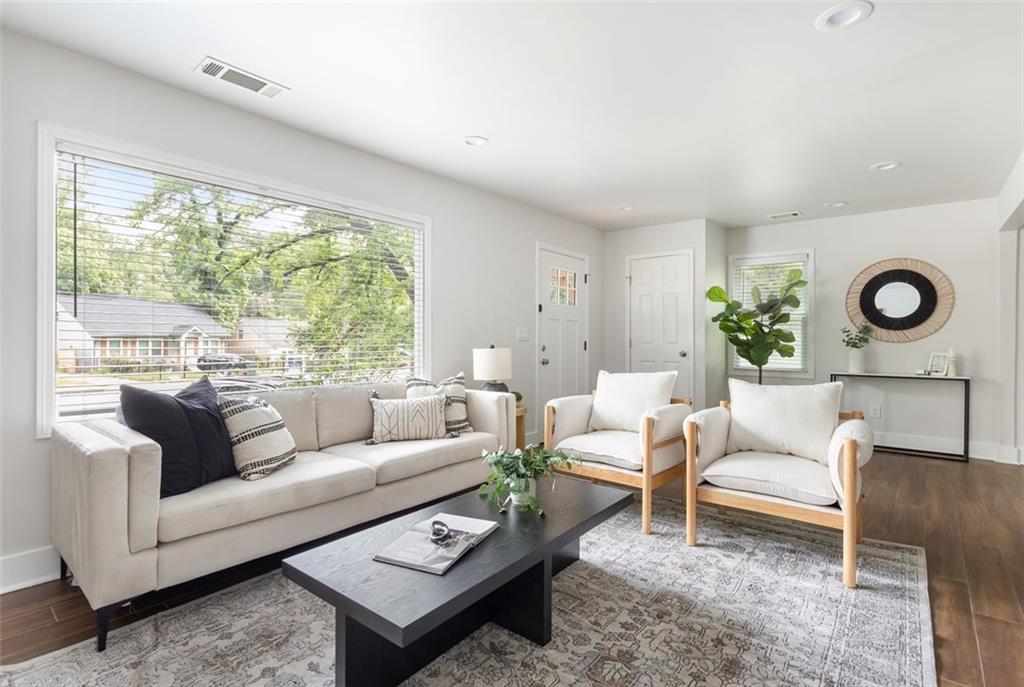 1258 CAMPBELLTON Road SW