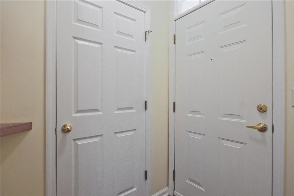 8102 WOODLAND Lane Unit 8102