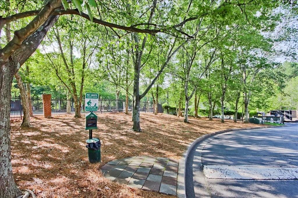 8102 WOODLAND Lane Unit 8102