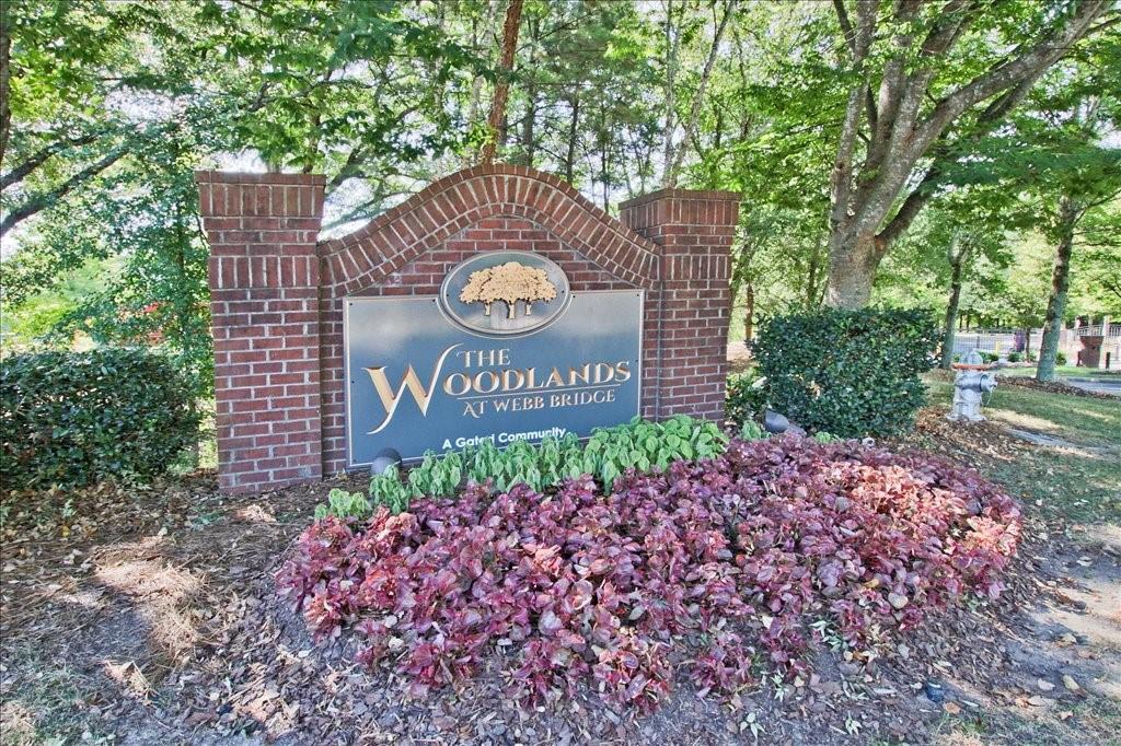 8102 WOODLAND Lane Unit 8102