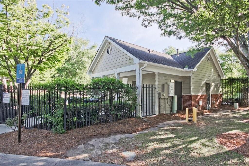 8102 WOODLAND Lane Unit 8102