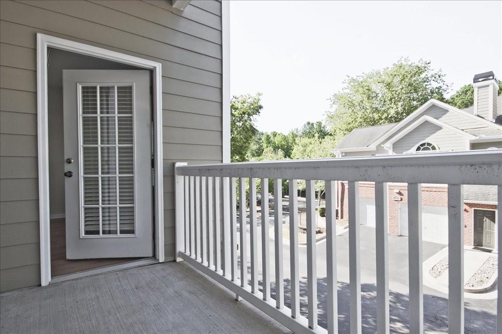 8102 WOODLAND Lane Unit 8102
