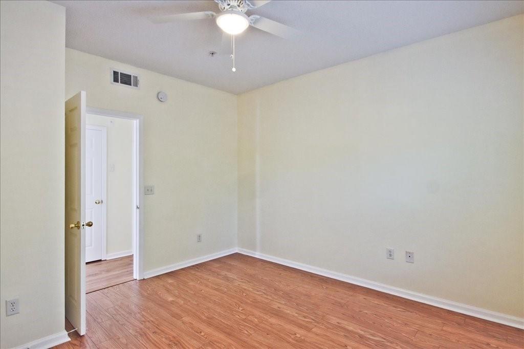 8102 WOODLAND Lane Unit 8102
