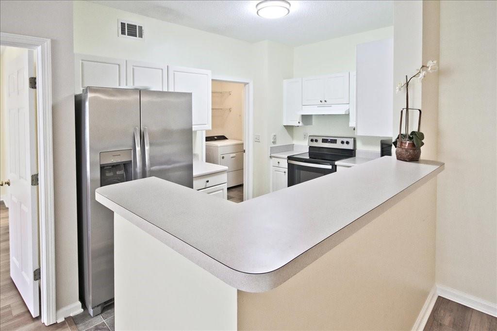 8102 WOODLAND Lane Unit 8102