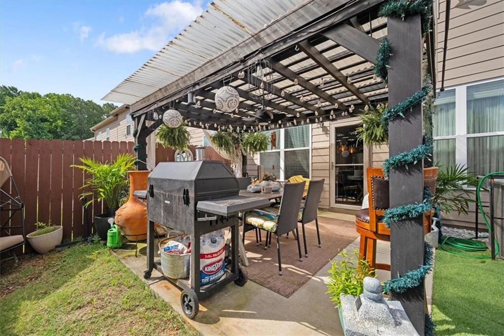 2404 FITTS Drive
