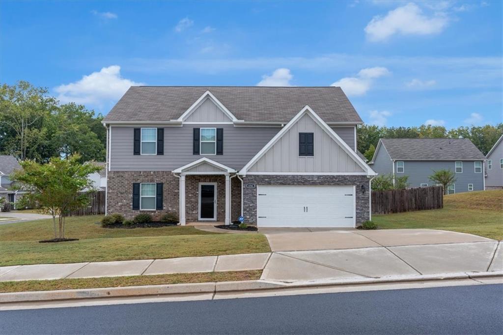 436 VERMEER Court