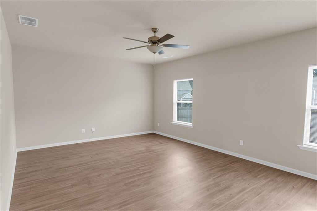 436 VERMEER Court