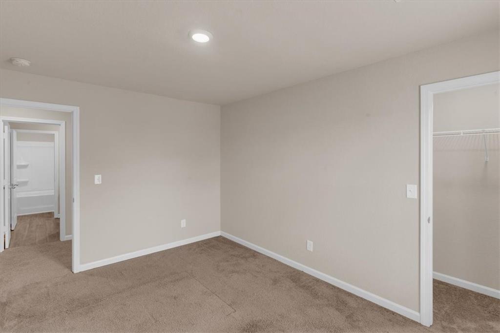 436 VERMEER Court