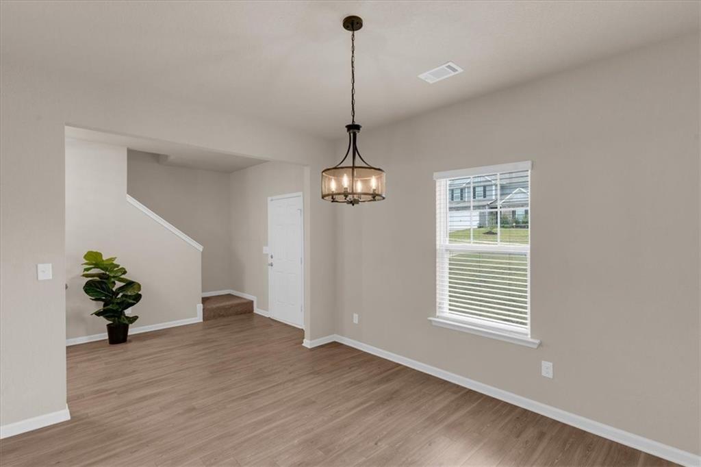 436 VERMEER Court