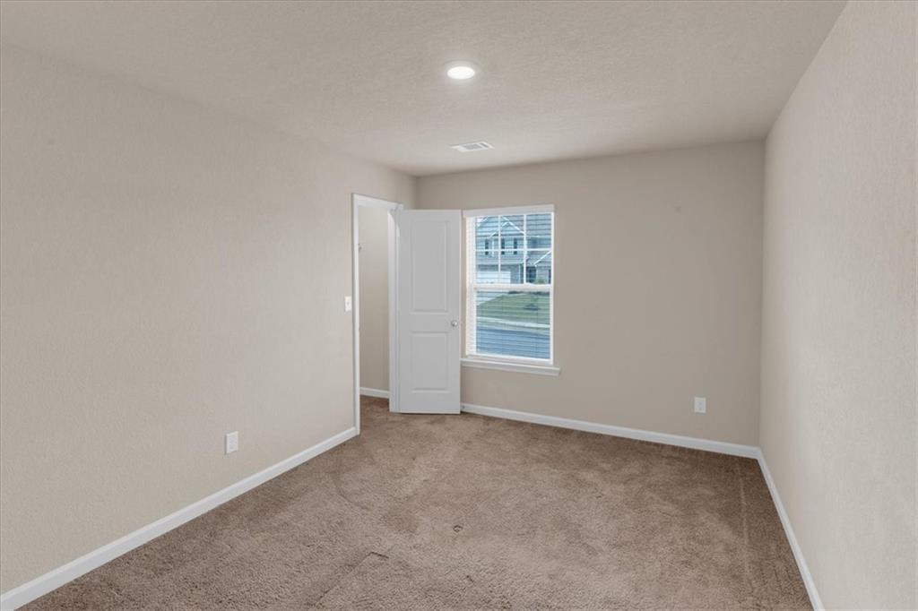 436 VERMEER Court