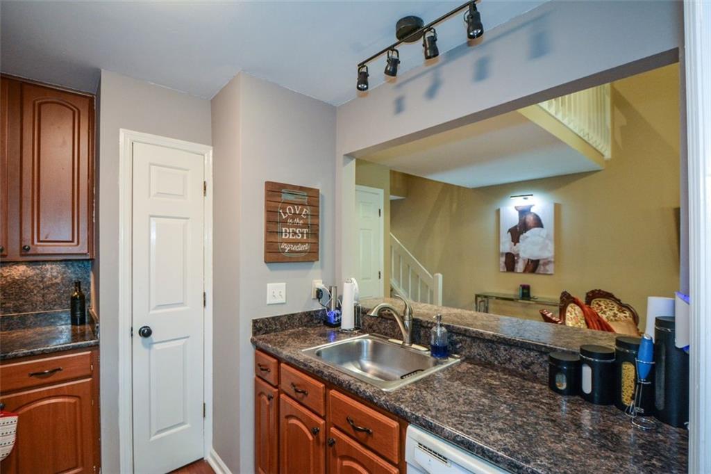 1703 GRIST MILL Drive