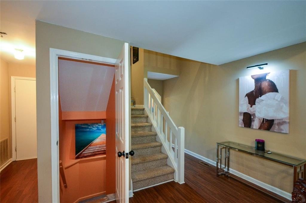 1703 GRIST MILL Drive