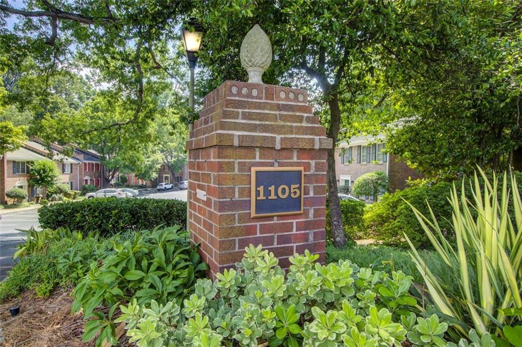 1105 CLAIREMONT Avenue Unit J