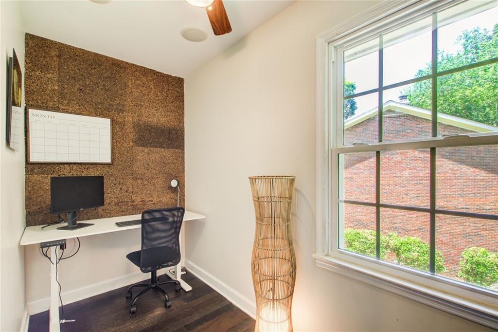 1105 CLAIREMONT Avenue Unit J