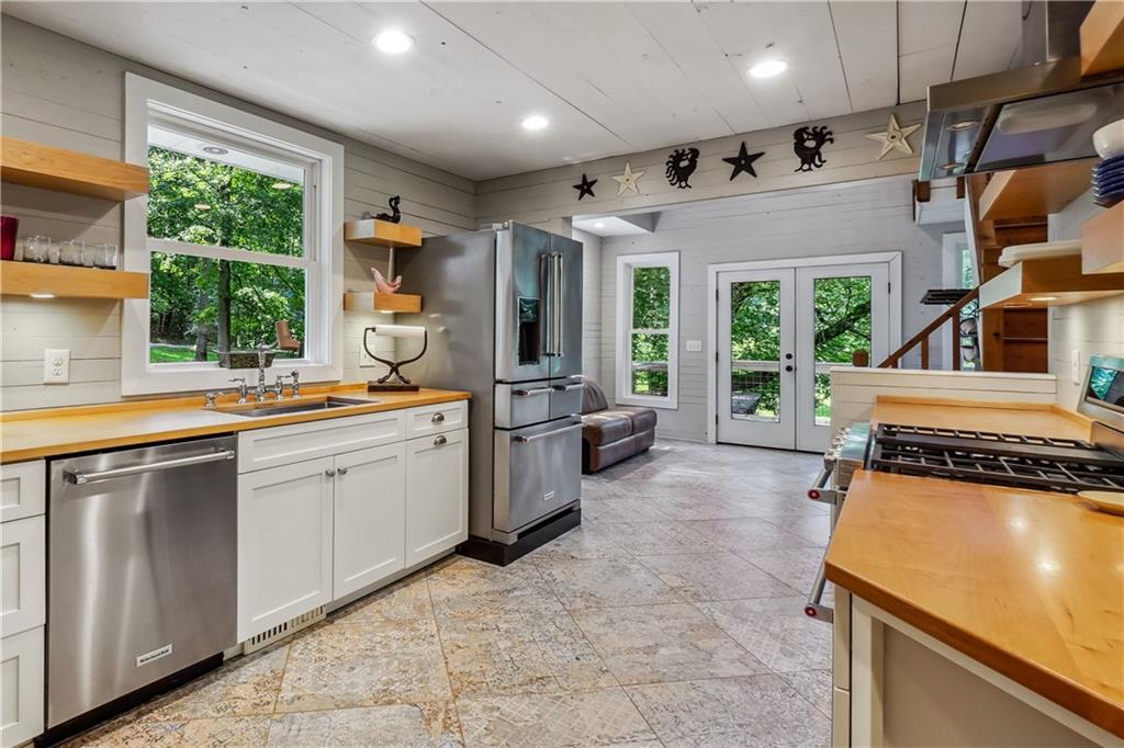 2121 JEP WHEELER Road
