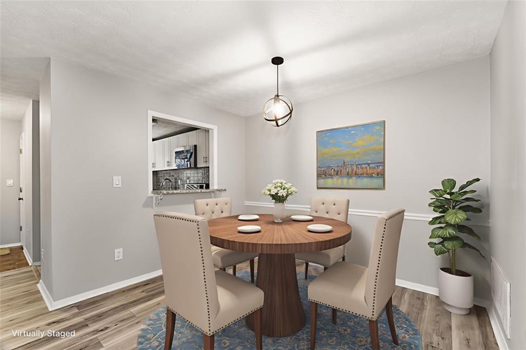 308 CUMBERLAND Court SE