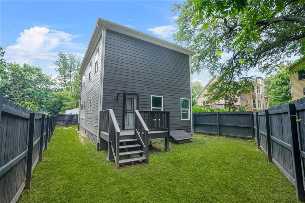 935 PELHAM Street NW