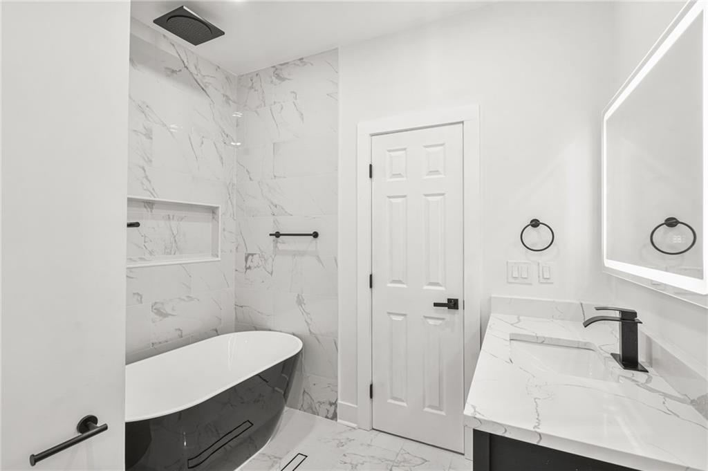 935 PELHAM Street NW