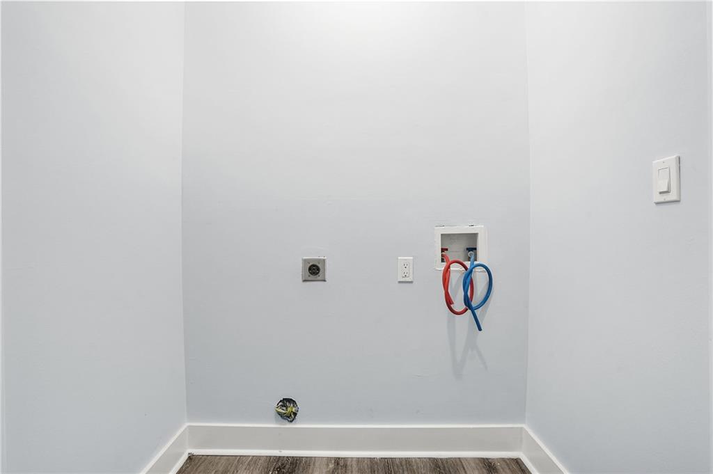 935 PELHAM Street NW