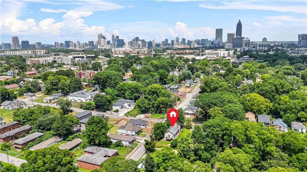 556 PAINES Avenue NW