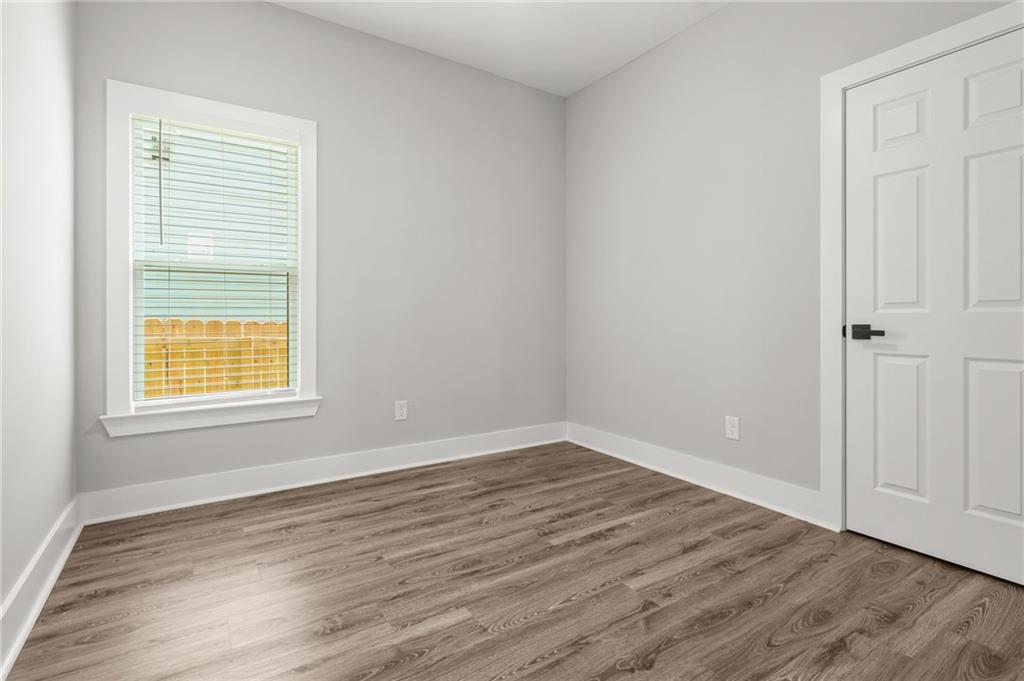 556 PAINES Avenue NW