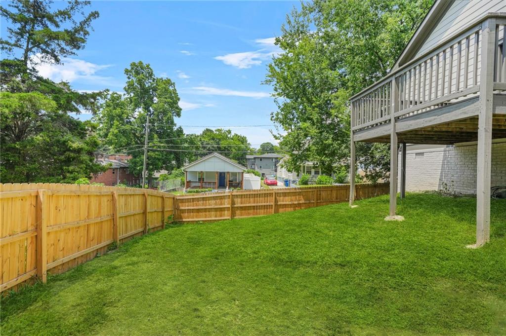 556 PAINES Avenue NW