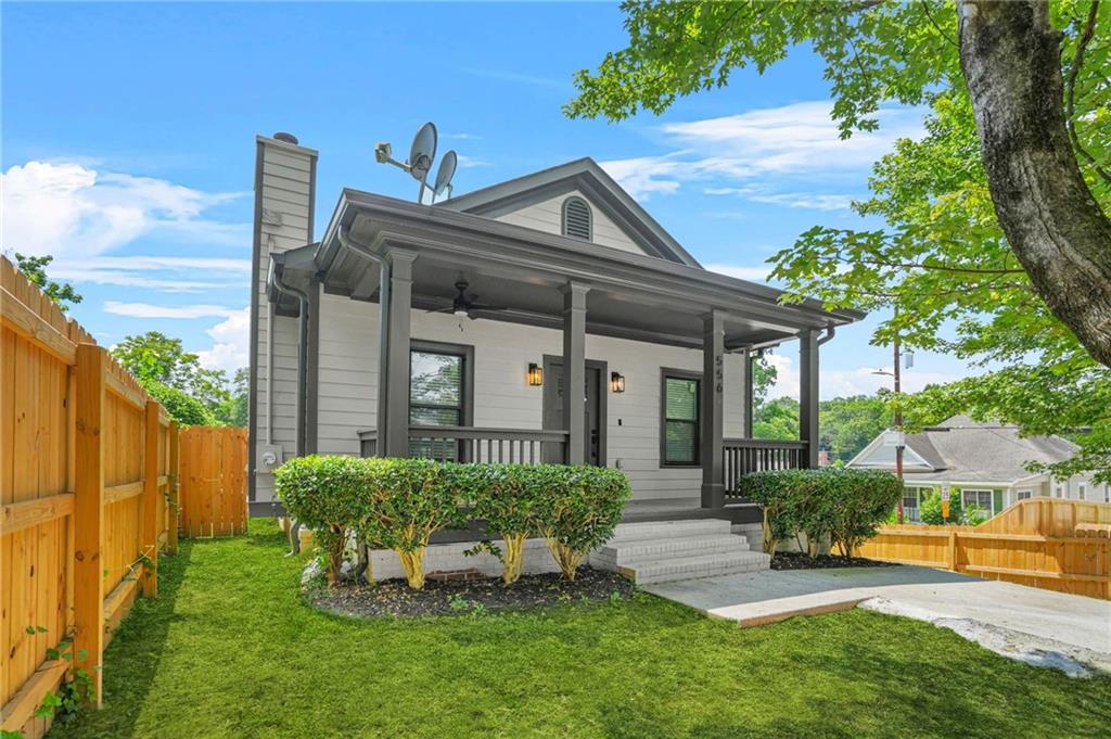 556 PAINES Avenue NW