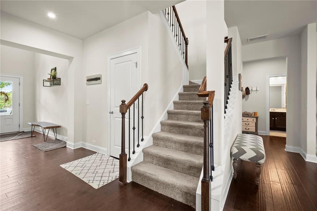 4 RIDGEMONT Way SE