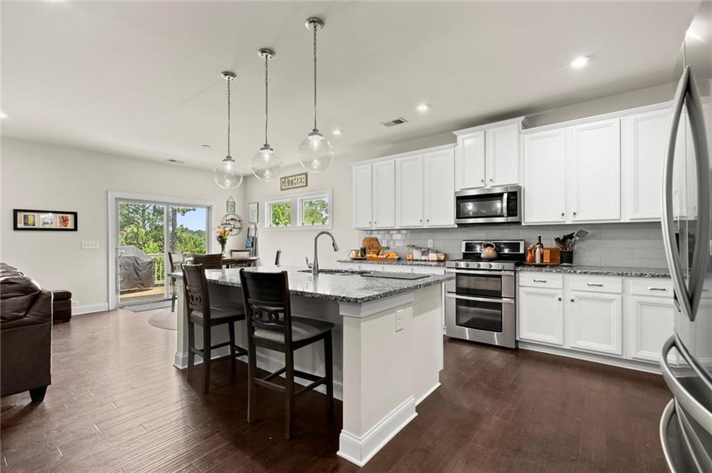 4 RIDGEMONT Way SE