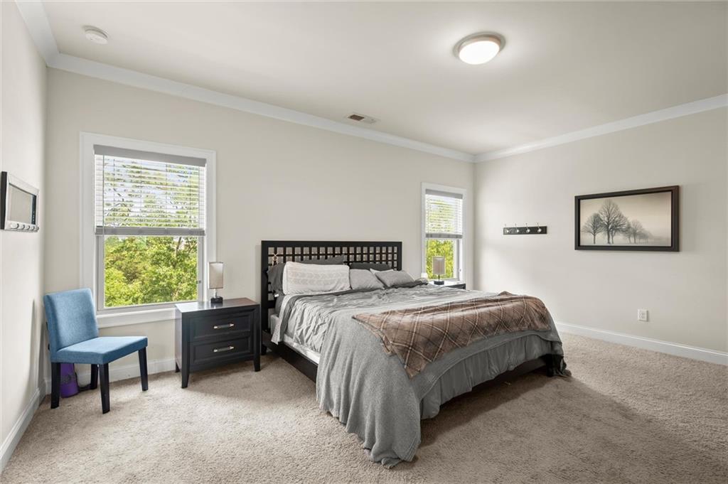 4 RIDGEMONT Way SE