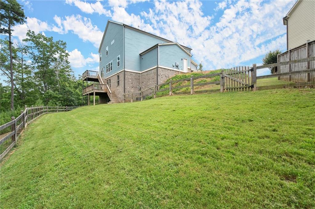 4 RIDGEMONT Way SE