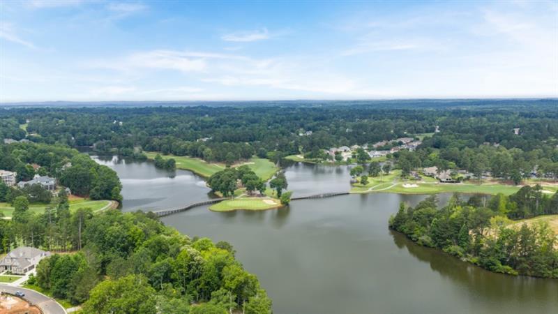 102 Crooked Lake Park