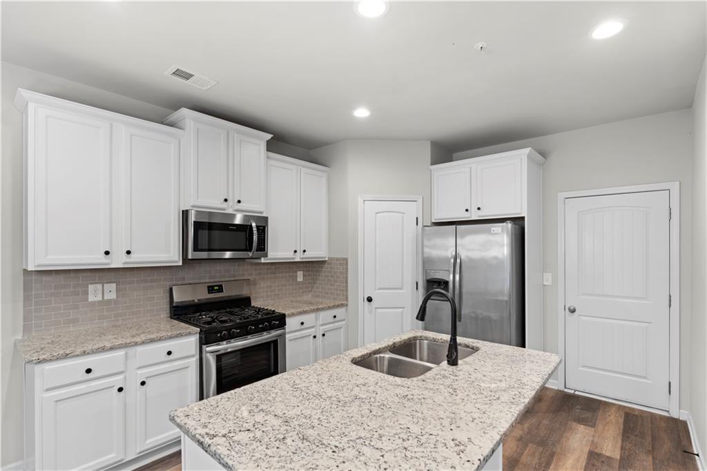 2301 RED HIBISCUS Court