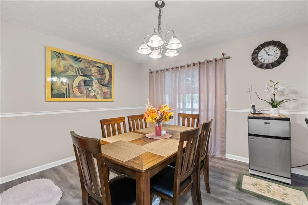 999 Chestnut Oak Court