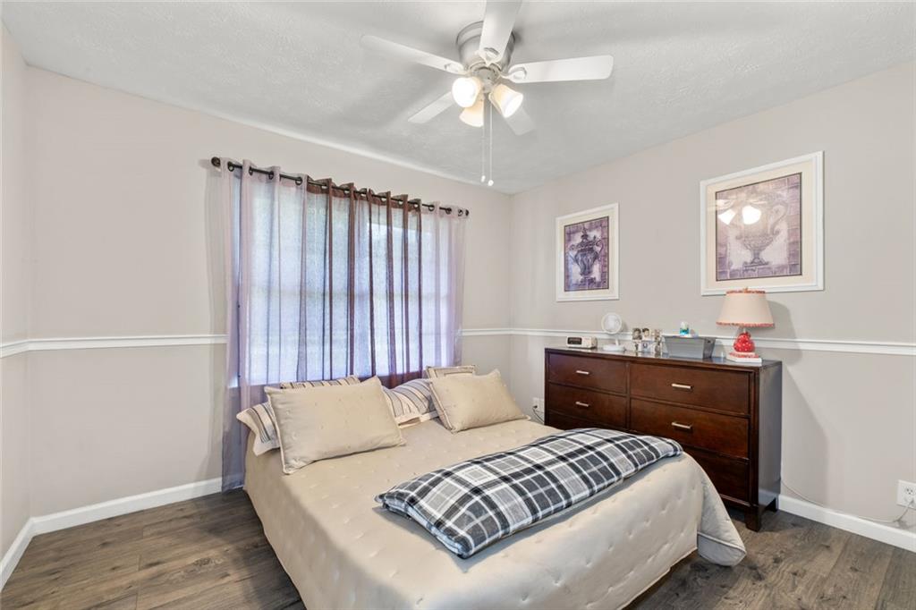 999 Chestnut Oak Court
