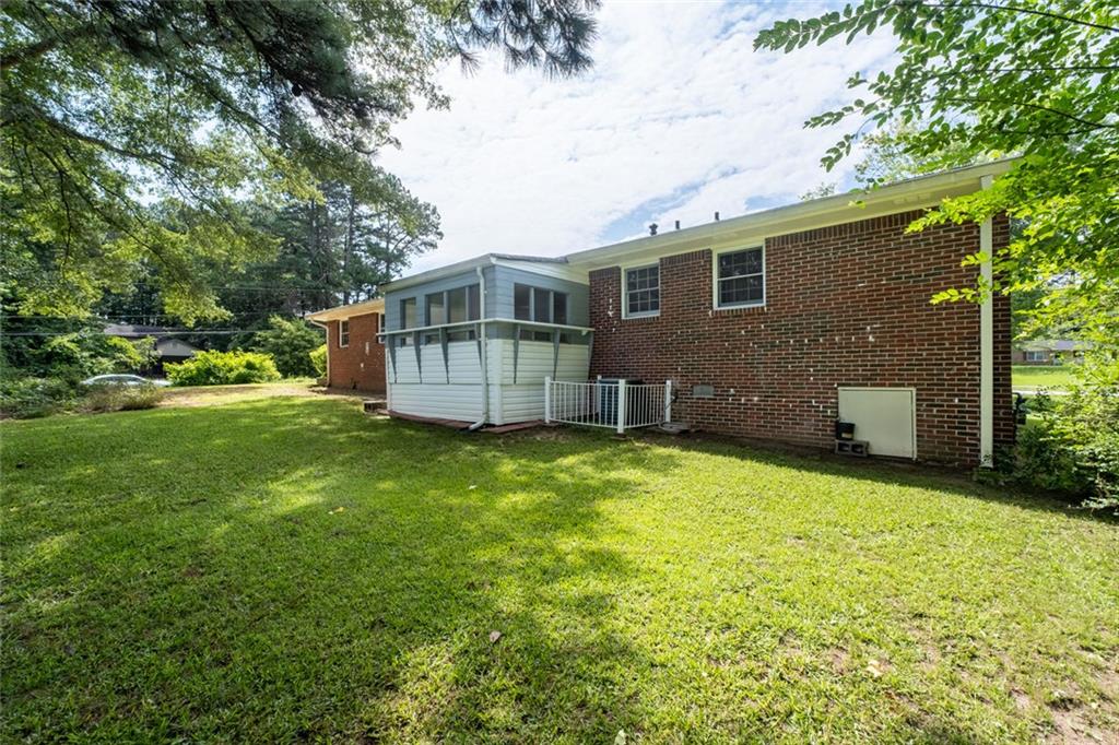 999 Chestnut Oak Court
