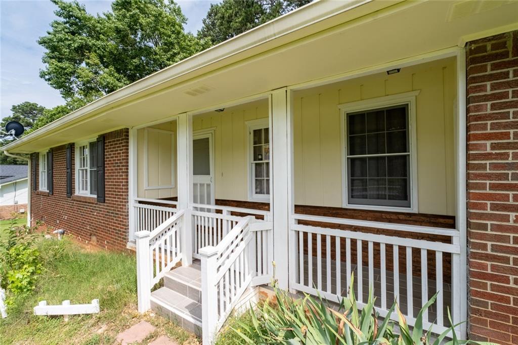 999 Chestnut Oak Court