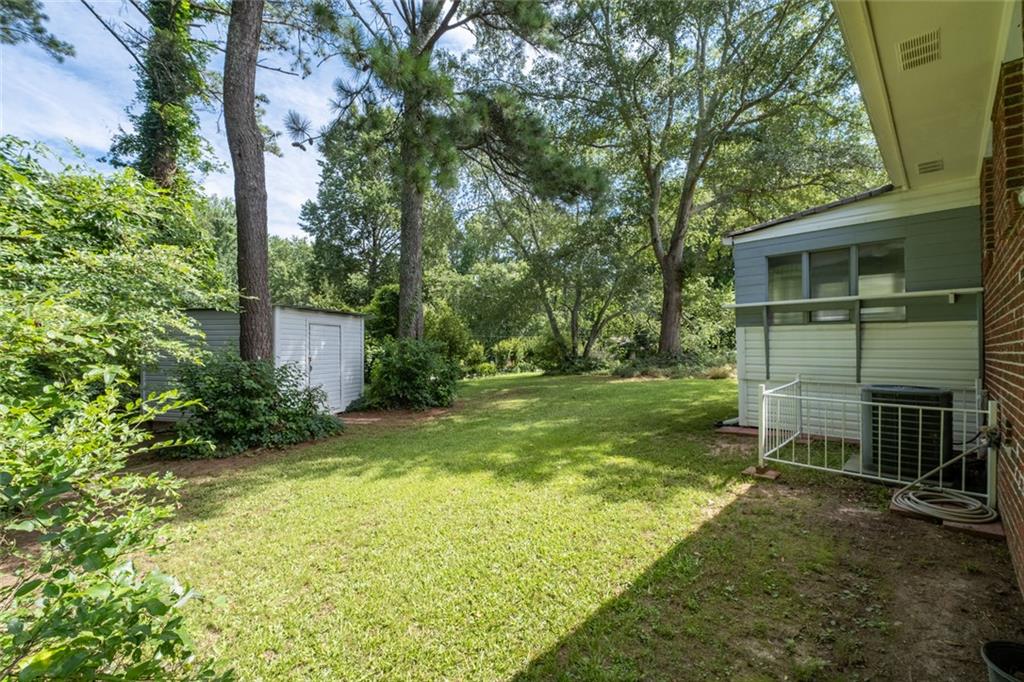 999 Chestnut Oak Court