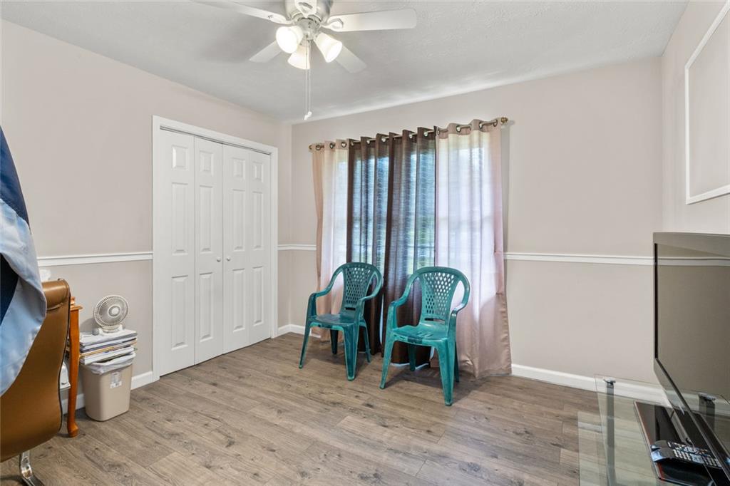 999 Chestnut Oak Court