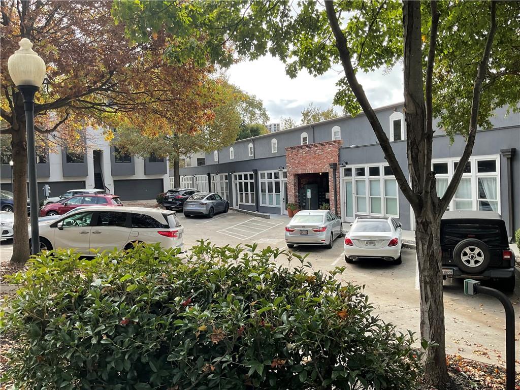 675 Greenwood Avenue NE Unit 109