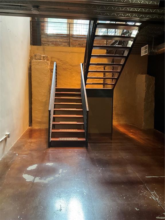 675 Greenwood Avenue NE Unit 109