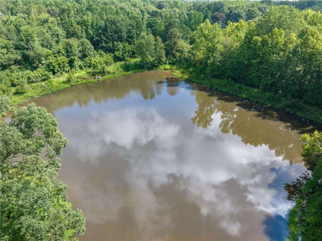 2144 Hog Mountain Road