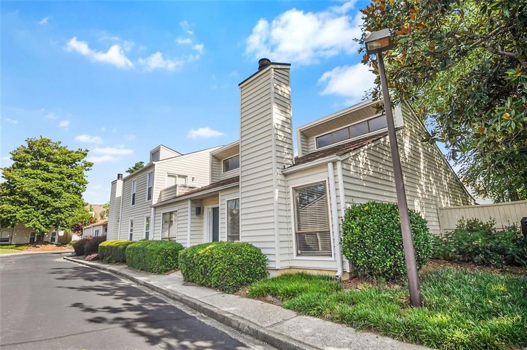 645 SERRAMONTE Drive