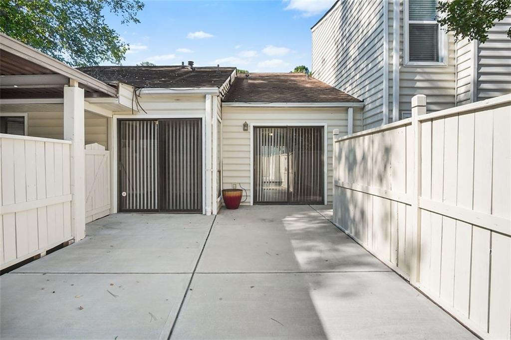 645 SERRAMONTE Drive